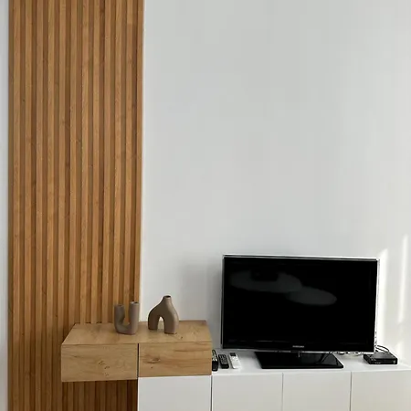 Essy Apartment *
